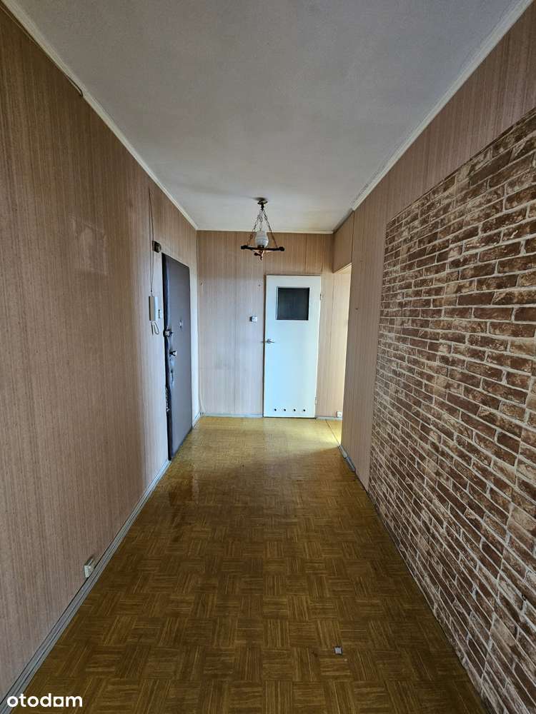 Bezpośrednio 2 pokoje z genialnym widokiem do remontu - Pełny obrazek: 5/10