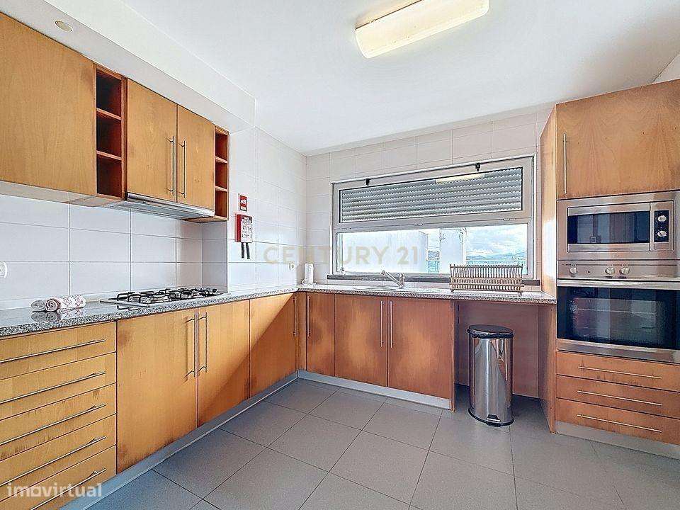 T1 ÚNICO com Terraço de 28m² e Vista Panorâmica de Sonho (Mar + Serra - Grande imagem: 5/25