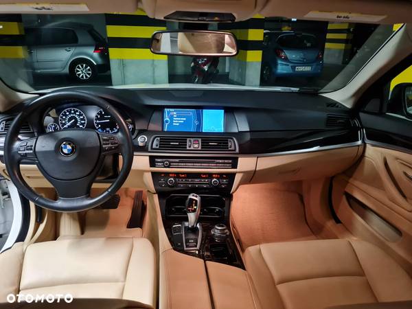 BMW Seria 5 535i Luxury Line - 18