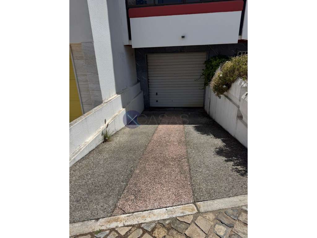 Excelente Oportunidade de Negócio - T3 na Quinta da Bicuda- Cascais...-5