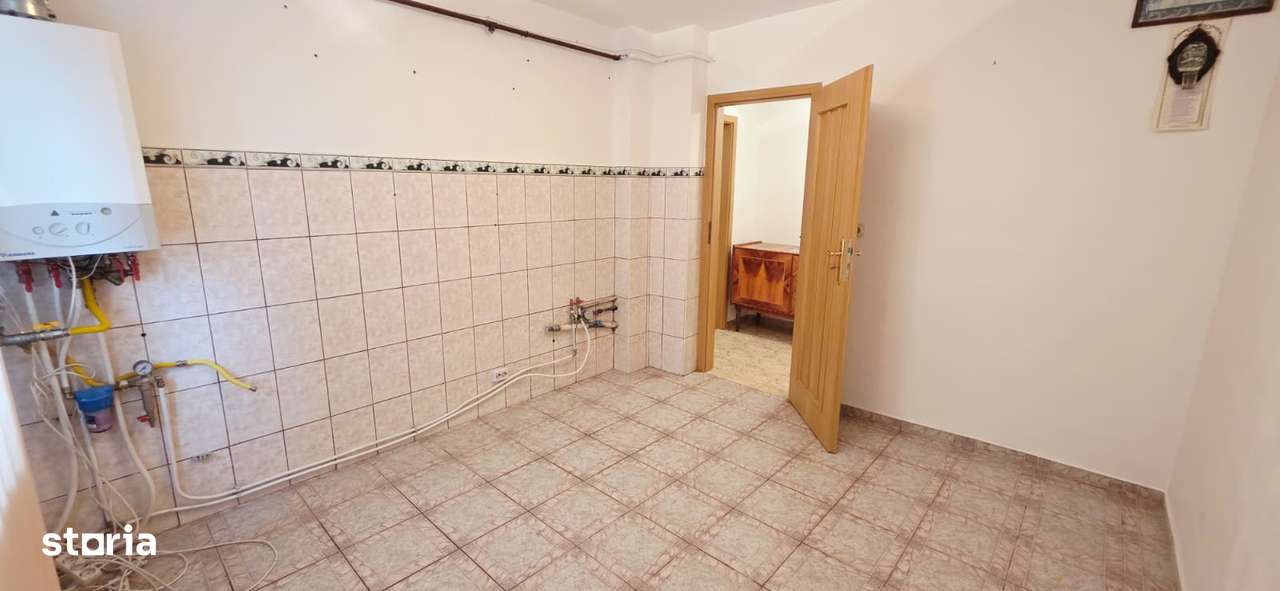 Miorita PTTR 2 camere decomandat spatios - Imagine principală: 5/10