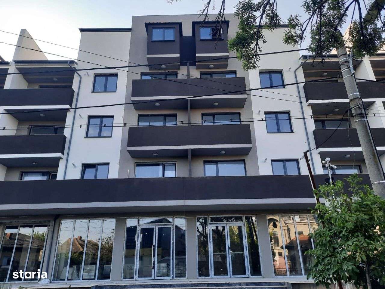 Happy Residence 3! 135 mp strada Elena Teodorinii preț 2000 euro/ lună - Imagine principală: 3/4