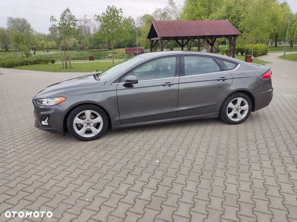 Ford Mondeo - 4