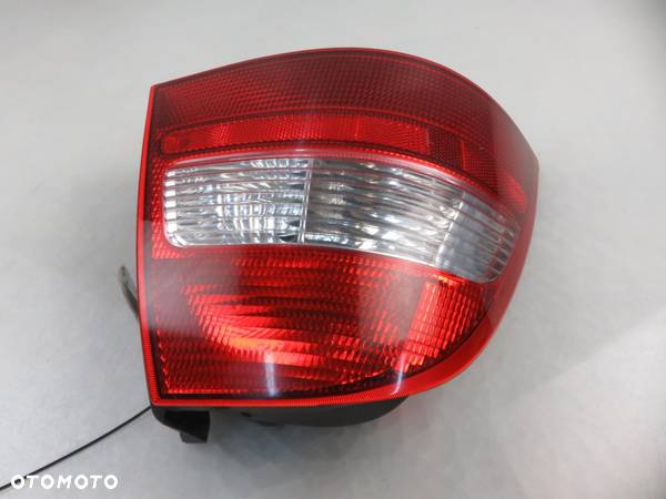 LAMPA LEWA TYLNA HONDA CIVIC VI Aerodeck 23658310 - 3