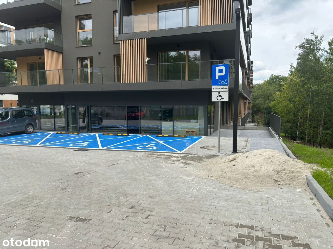 Do wynajęcia lokal usługowy, Katowice Bytkowska! - Pełny obrazek: 1/4