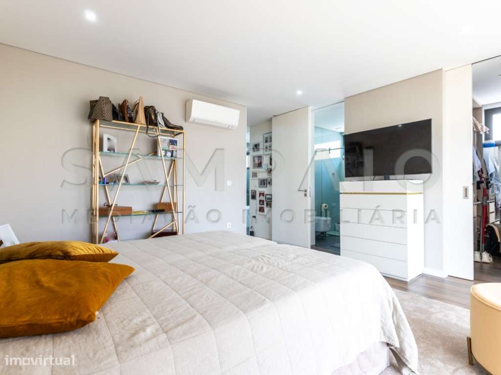 Moradia T3+1 em São Pedro da Cova-17