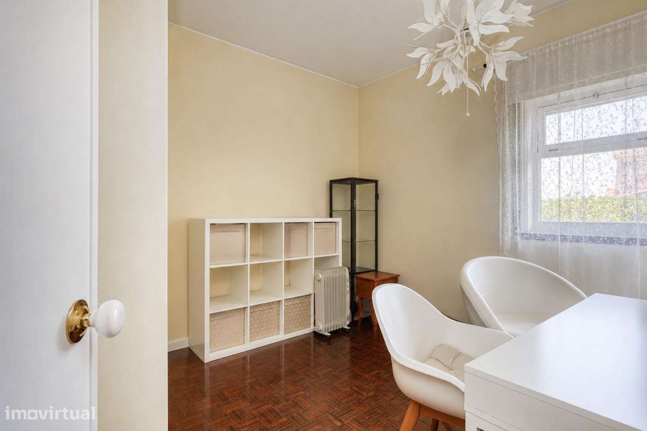 Moradia independente T8 com jardim, pomar e garagem | Nova Oeiras-7