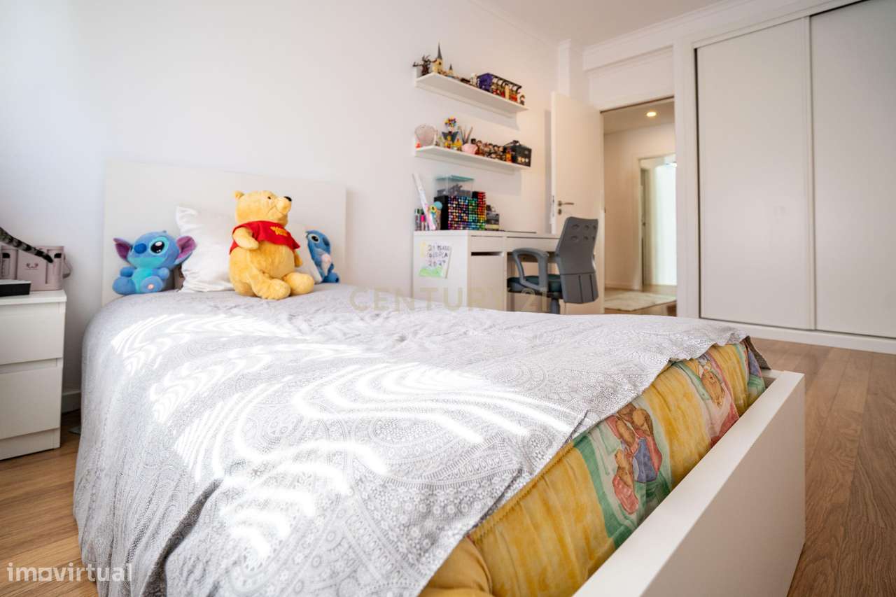 Apartamento T3 em Montijo-13