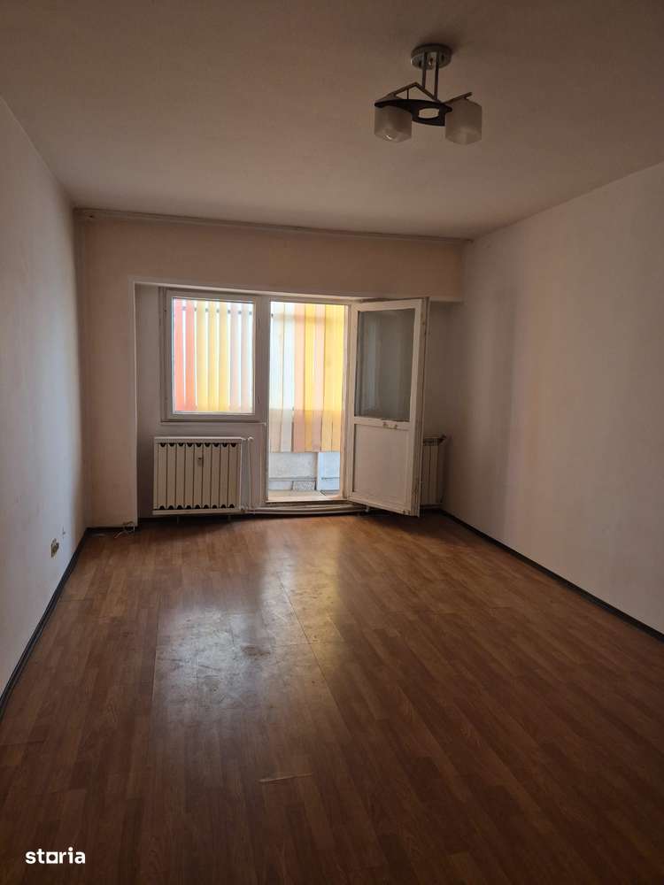 Apartament 2 camere, etaj 1 -  zona Baia Comunala, Galati-0