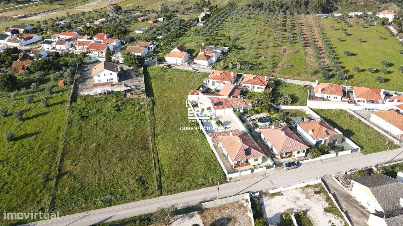 Lote localizado perto de Torres Novas - Grande imagem: 3/20