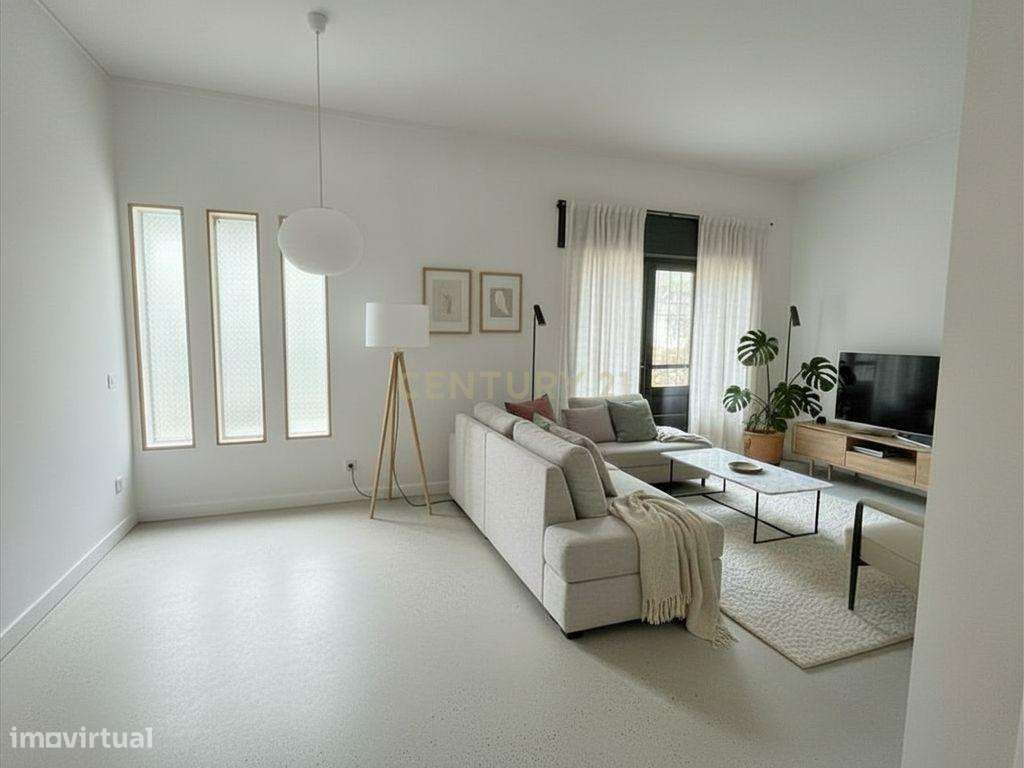 Moradia T3 para Remodelação Total em Palmela - Excelente Localização - Grande imagem: 5/19