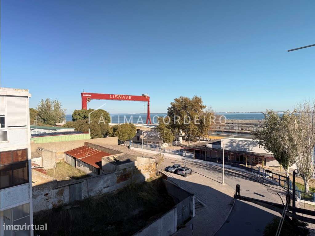 T2 situado a poucos minutos da Praça Gil Vicente-6