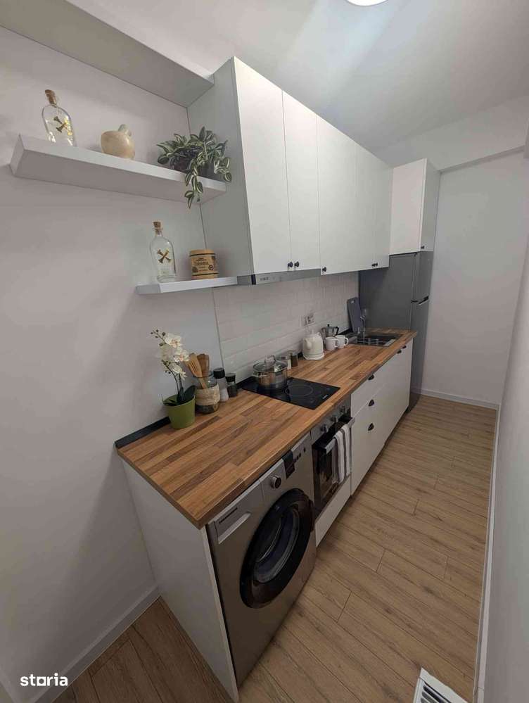 Cameră de închiriat, Delfinariu, mobilată - Imagine principală: 4/13