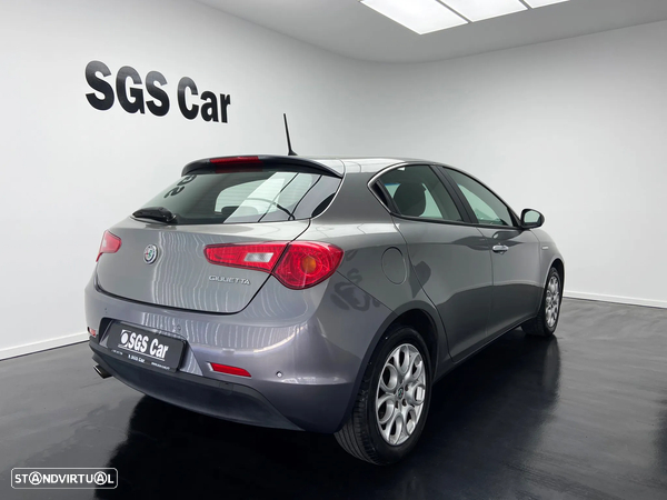 Alfa Romeo Giulietta 1.6 JTDm - 4