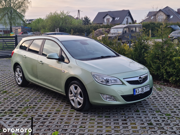 Opel Astra - 2