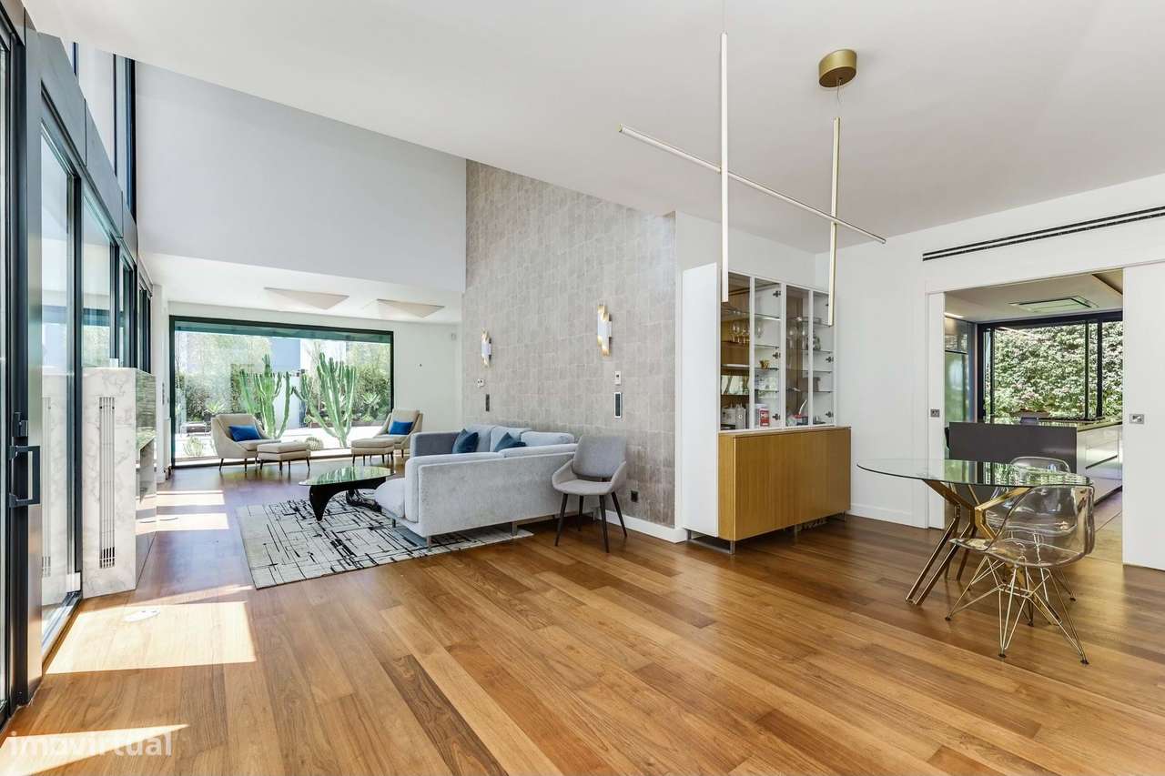 Moradia T5 de Luxo no Estoril — Exclusividade, Conforto e Estilo de Vi-7