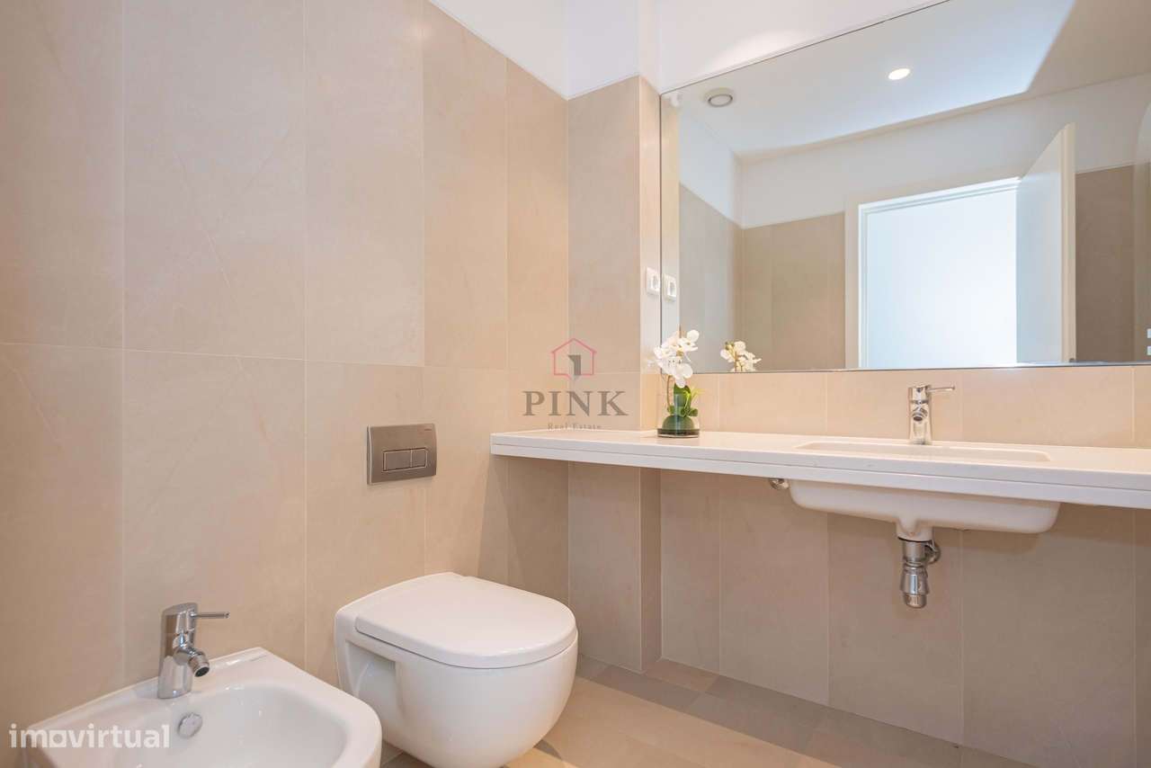 Apartamento Mobilado -  T4 no Plaza Madeira - Funchal-23