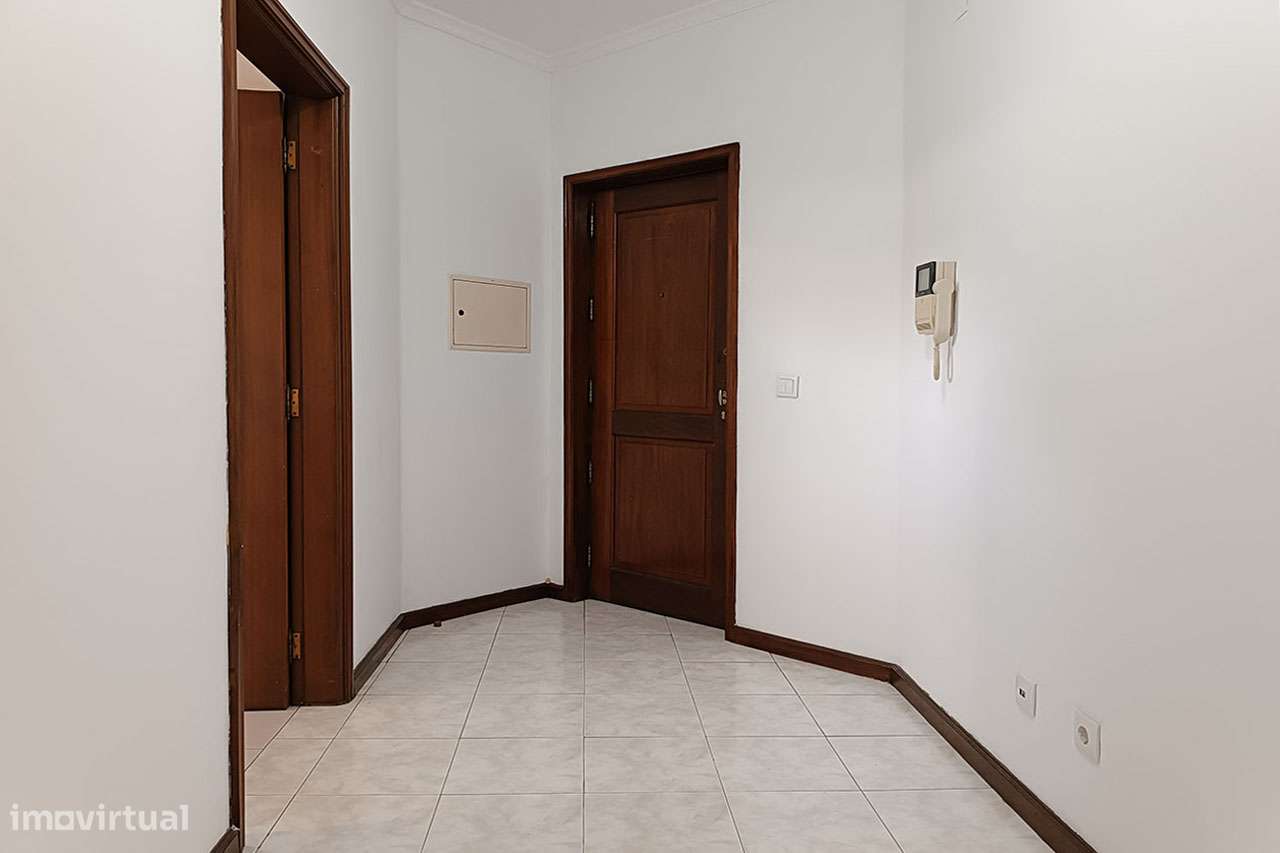 Apartamento T3 p/ arrendar no centro de Santa Maria Feira - Exclusivo - Grande imagem: 5/25
