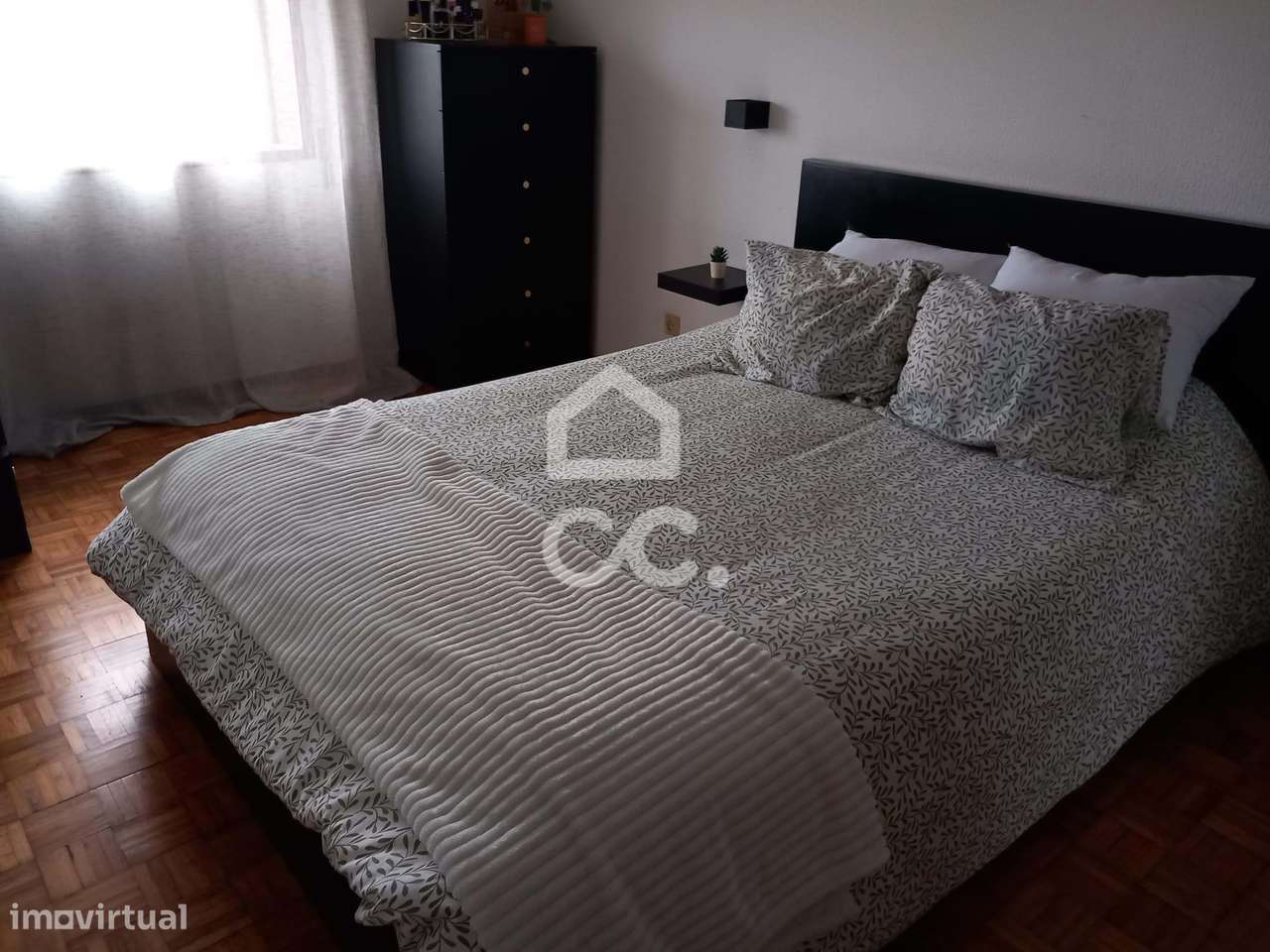 Apartamento T2 Localizado na Rua D. Marcos da Cruz, Leça da Palmeira.-8