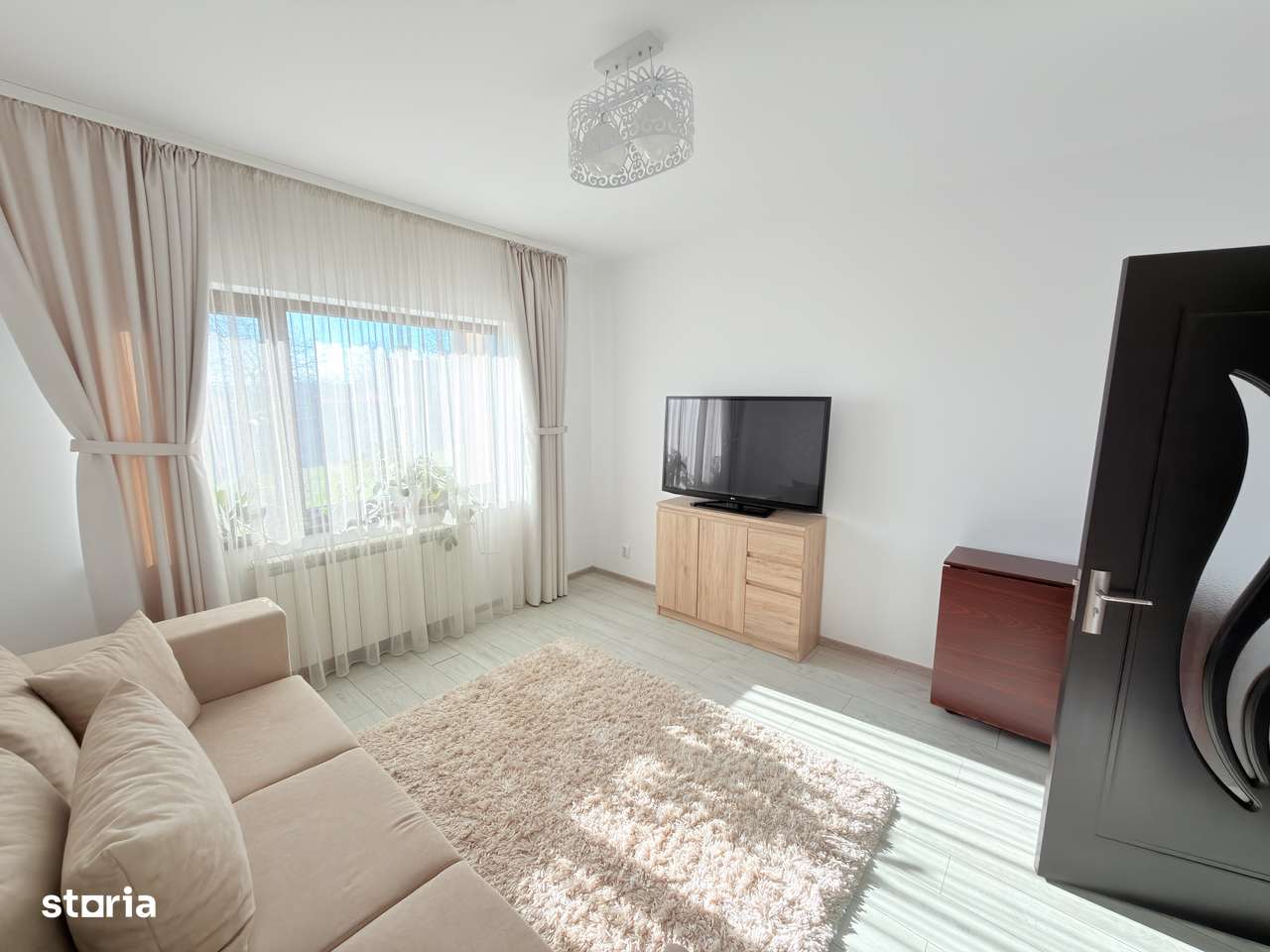 Casa caramida zona Bucovina-8