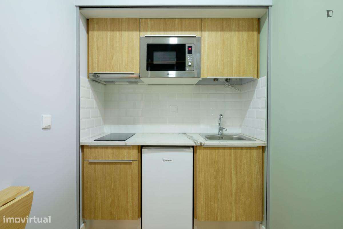 Estúdio - localizado em Montes Claros Coimbra - Grande imagem: 3/15