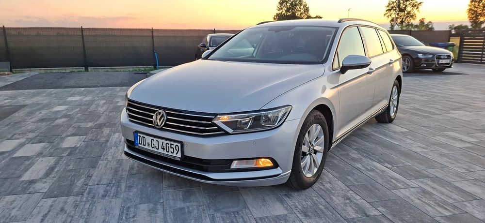 Volkswagen Passat B8 (2014-2023) 2.0 TDI (BlueMotion Technology) Comfortline 2015