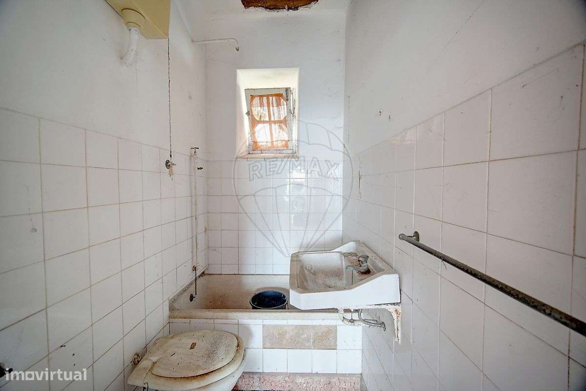 Moradia T4 para venda-5