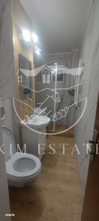 De vanzare apartament 2 camere Casa de Cultura-4