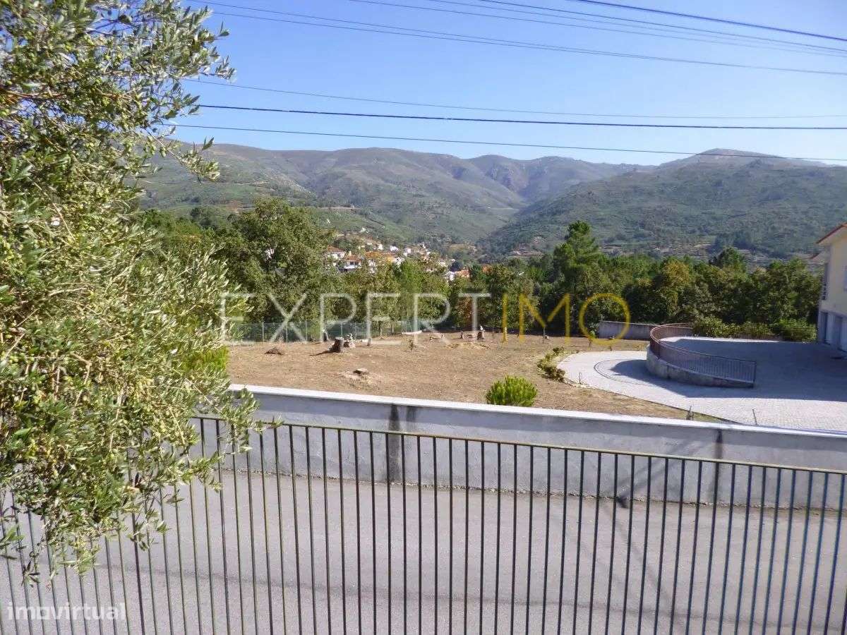 Moradia Premium no Parque Natural Serra Estrela - Grande imagem: 2/58