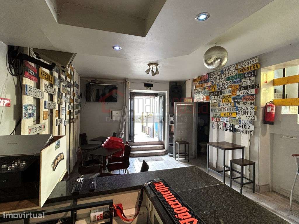 Prédio no Centro Histórico de Peniche-7