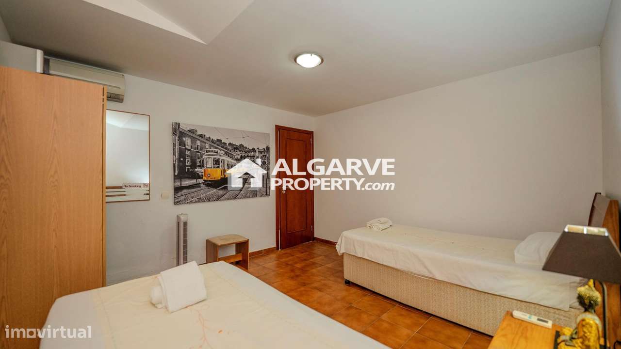 Moradia V4 junto ao Campo de Golfe da Vila Sol, Algarve-26