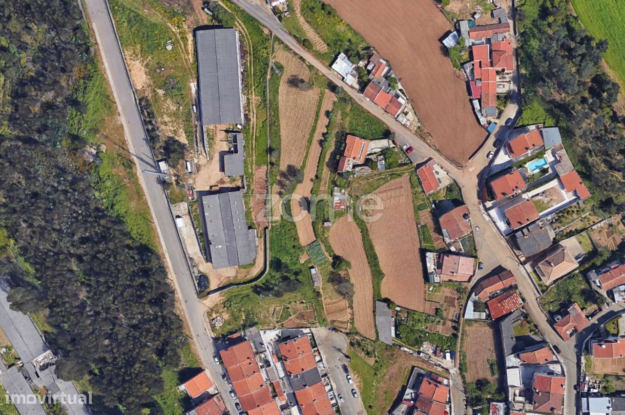 TERRENO DE 8700m2 COM CAPACIDADE CONSTRUTIVA EM ALFENA, VALONGO - Grande imagem: 3/9