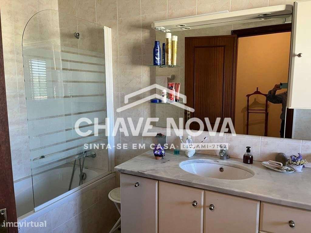 Moradia individual 3 Quartos, para Venda por 258.000 € em Oliveira do-14