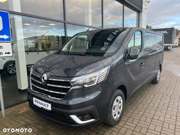 Renault Nowy Trafic - 16