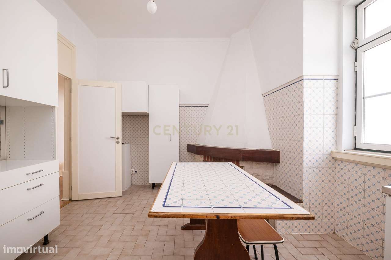 Apartamento T3+1 com varanda | Rua Guerra Junqueiro, Coimbra-6
