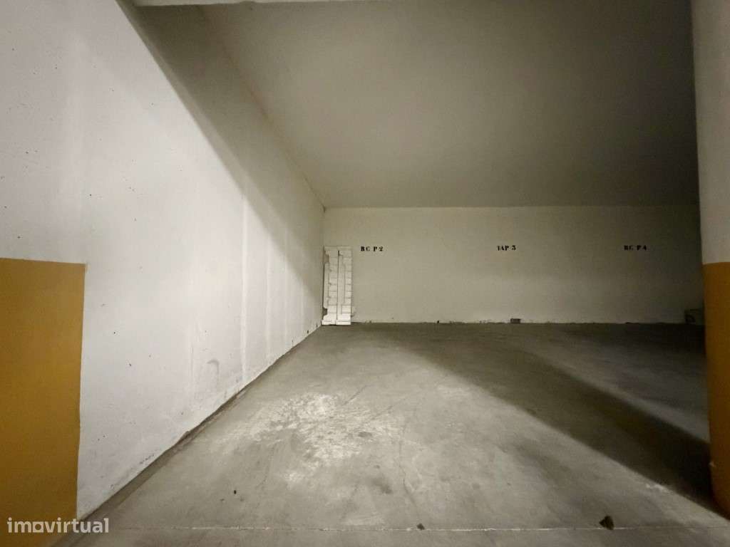 Excelente apartamento T1+1 a 800 m da Praia da Nazaré com Garagem e...-15