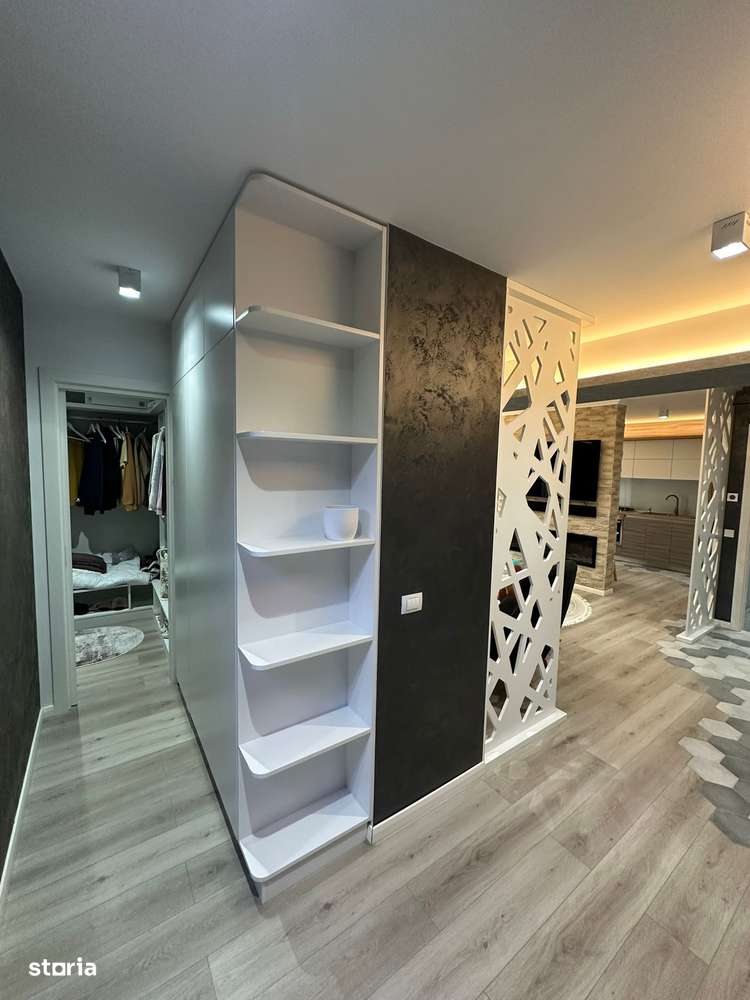 Spre inchiriere apartament 3 camere, 2 locuri de parcare - Imagine principală: 4/11