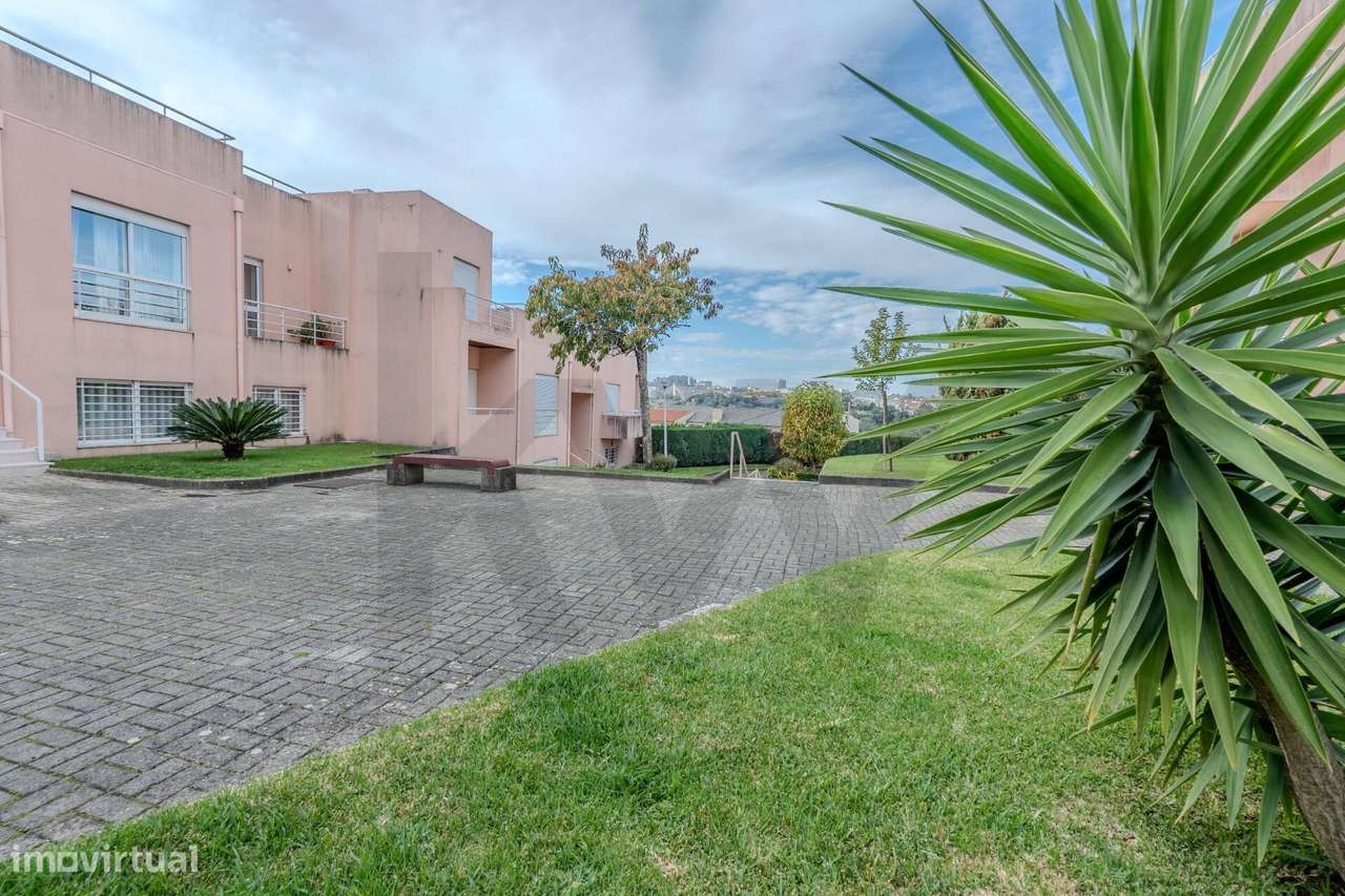 Apartamento T4+1 duplex | Varandas | Garagem fechada | à Marina do Fre - Grande imagem: 4/56