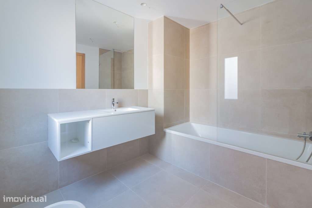 Moradia V3 Loteamento Penedos Altos - Lote 24-10