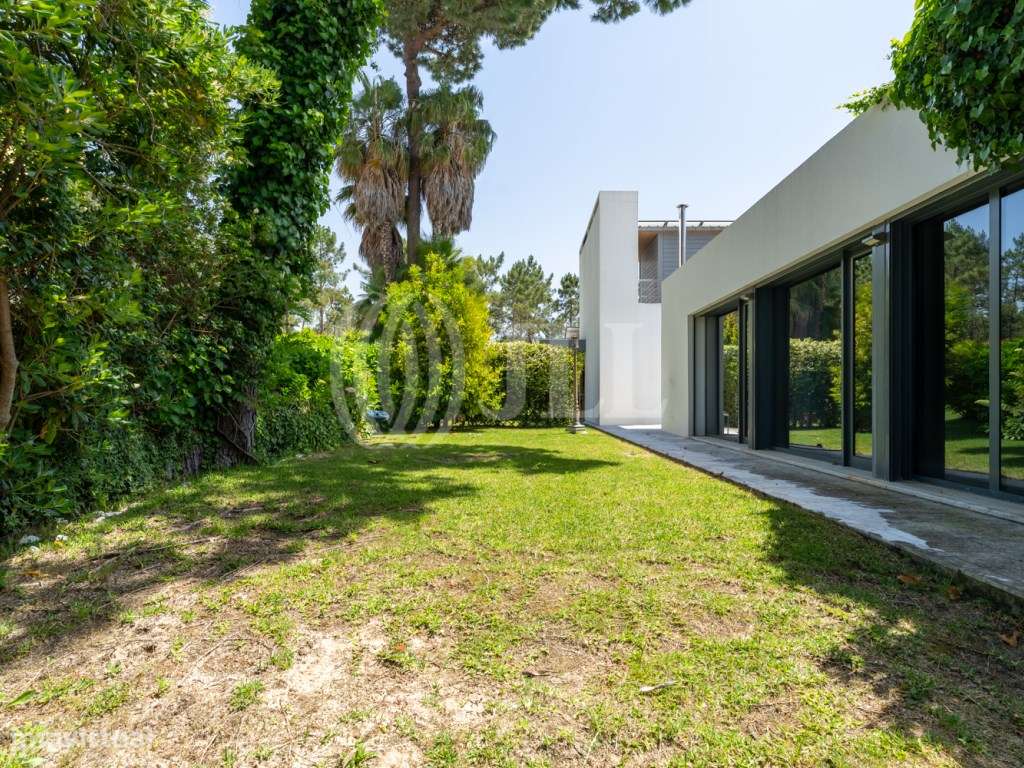 Moradia T5 com piscina, na Herdade da Aroeira, Almada-41