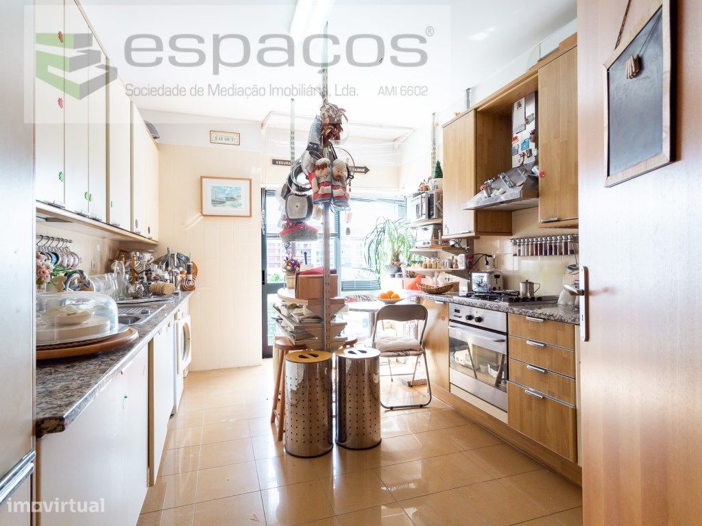 Apartamento T2, Expo centro, parqueam...