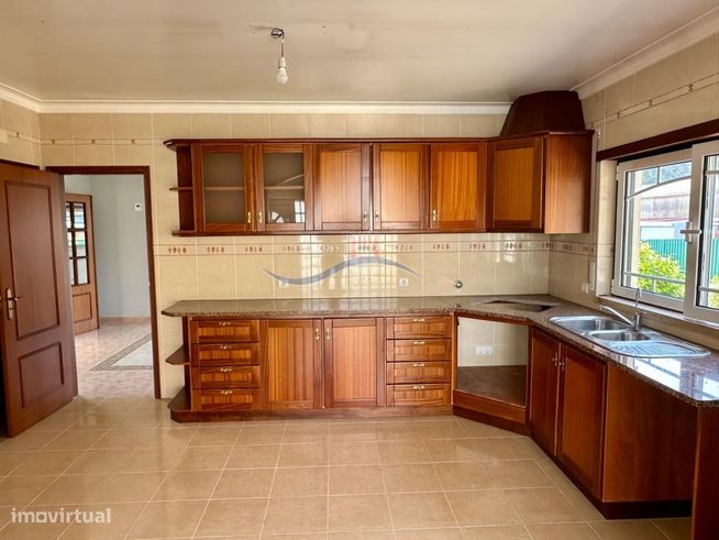 Moradia T4 - Zona Bajouca-13