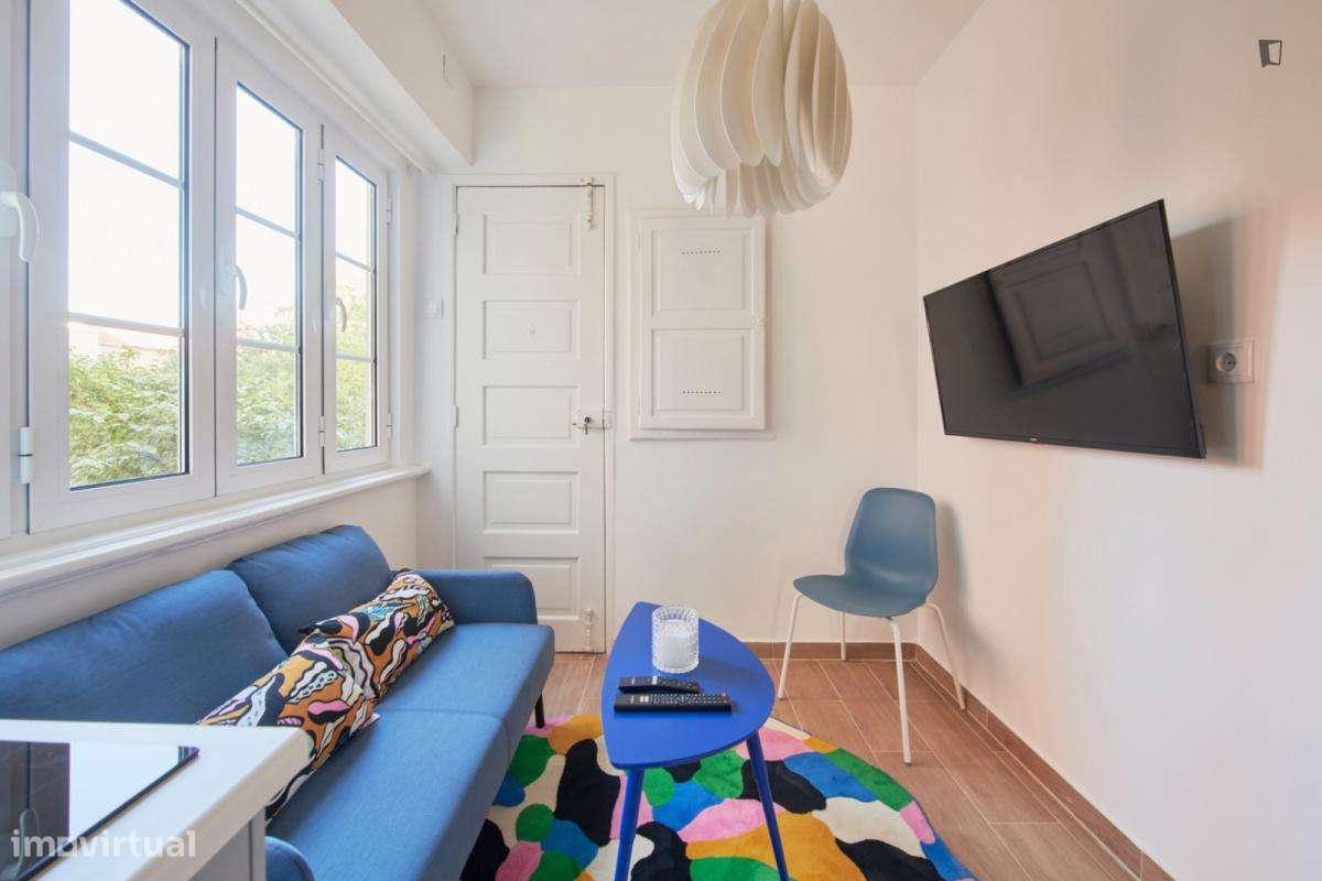 Quarto - localizado em Roma-Areeiro Lisbon - Grande imagem: 4/10