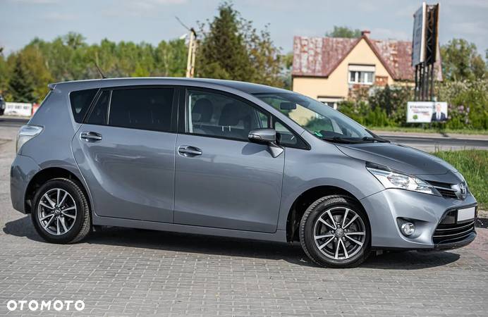 Toyota Verso 1.8 Prestige - 3