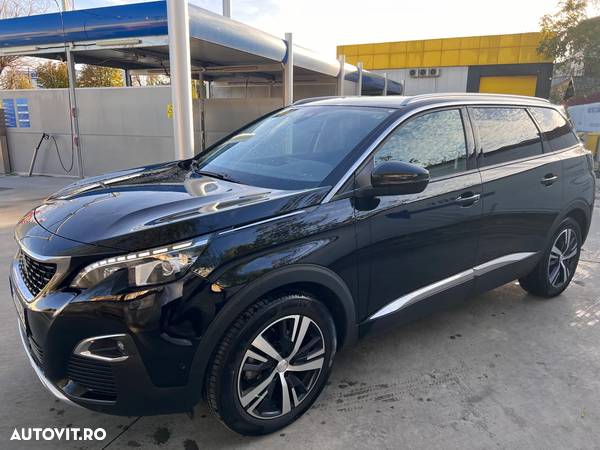 Peugeot 5008 1.2 PureTech Allure Aut. - 1