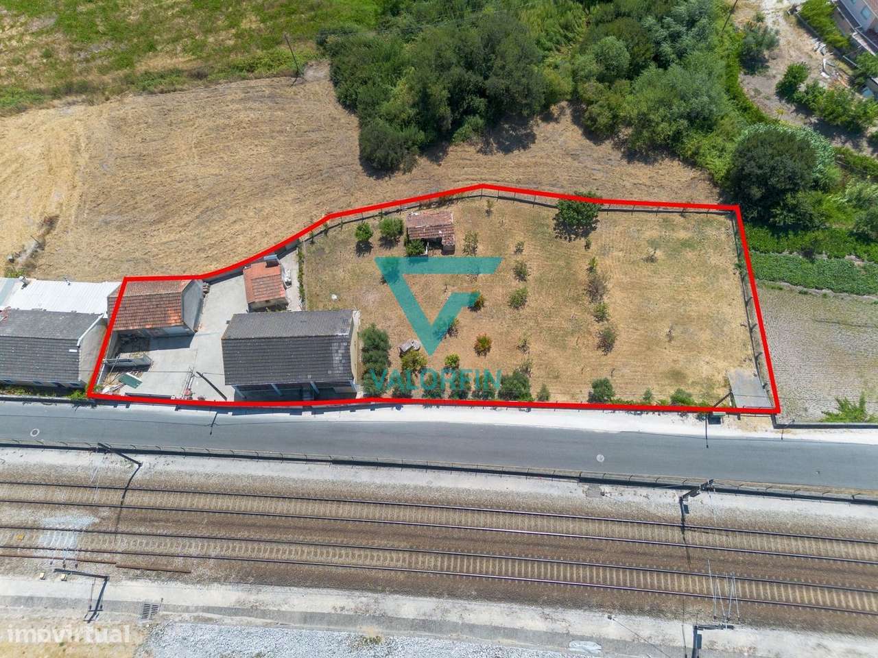 Moradia T5 c/ 1818 m² de Terreno - CAXARIAS / OURÉM-37