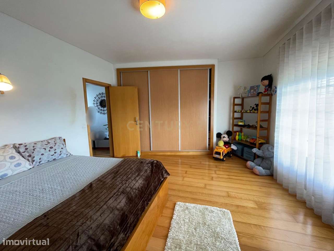 Moradia Bifamiliar - Leiria - Grande imagem: 2/23