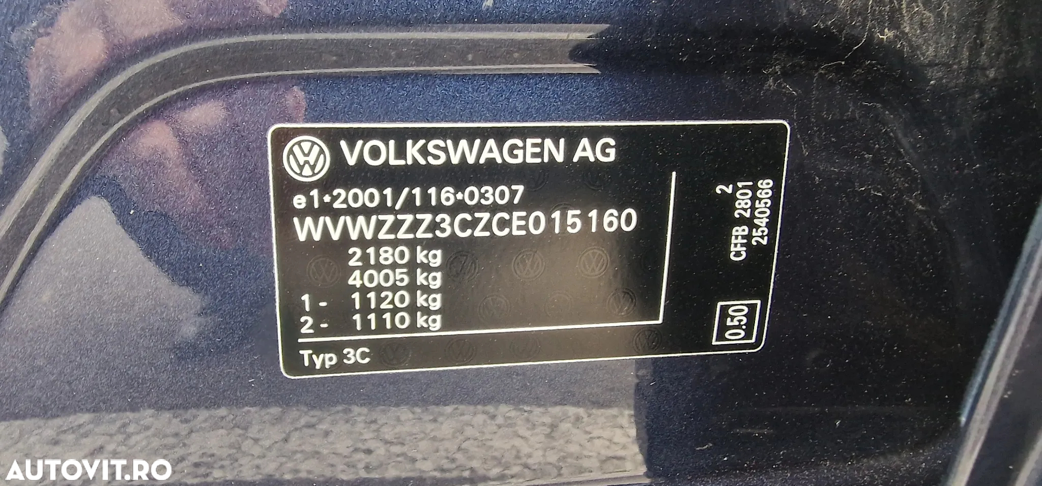 Volkswagen Passat Variant 2.0 TDI Blue TDI Highline - 15