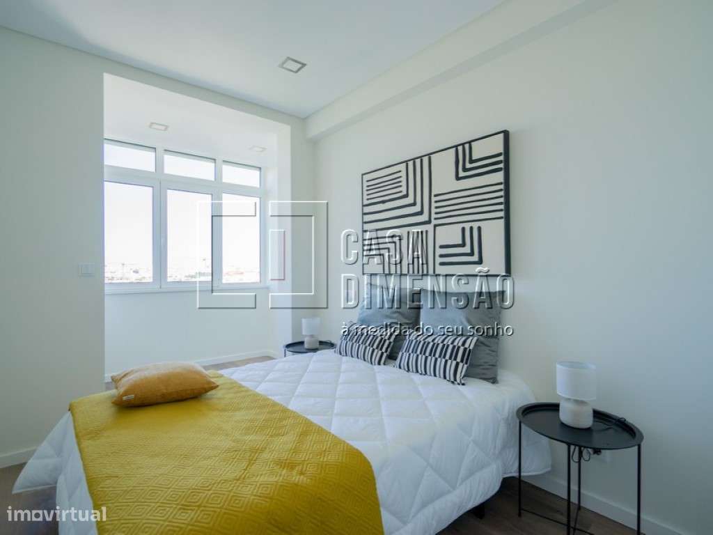 Apartamento T3 com Varanda em Benfica - Totalmente Mobilado e Pront...-46