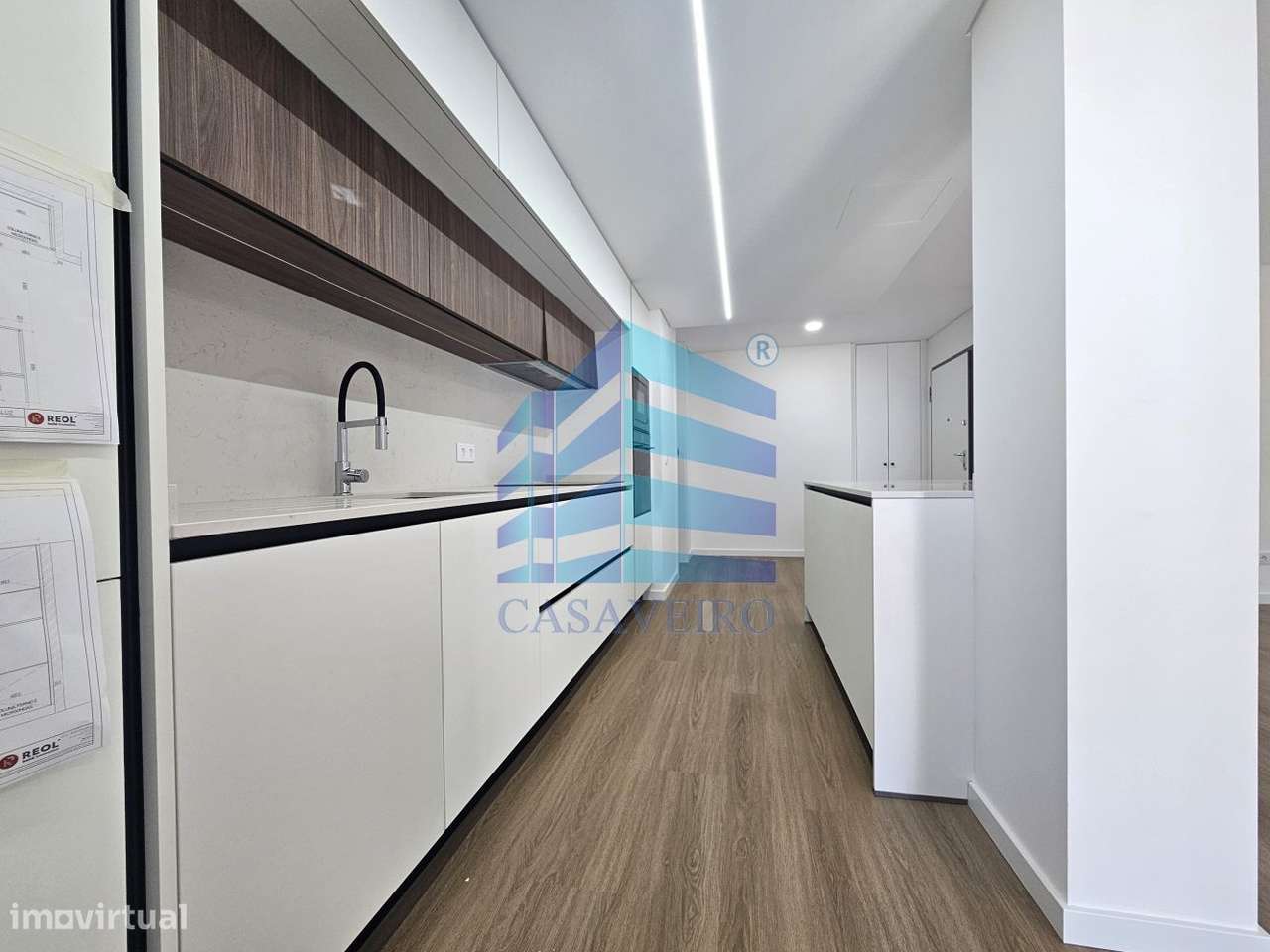 Apartamento T3 com 2 Lugares de Garagem São Bernardo-11